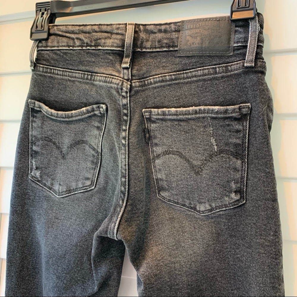 Levi’s Size 24